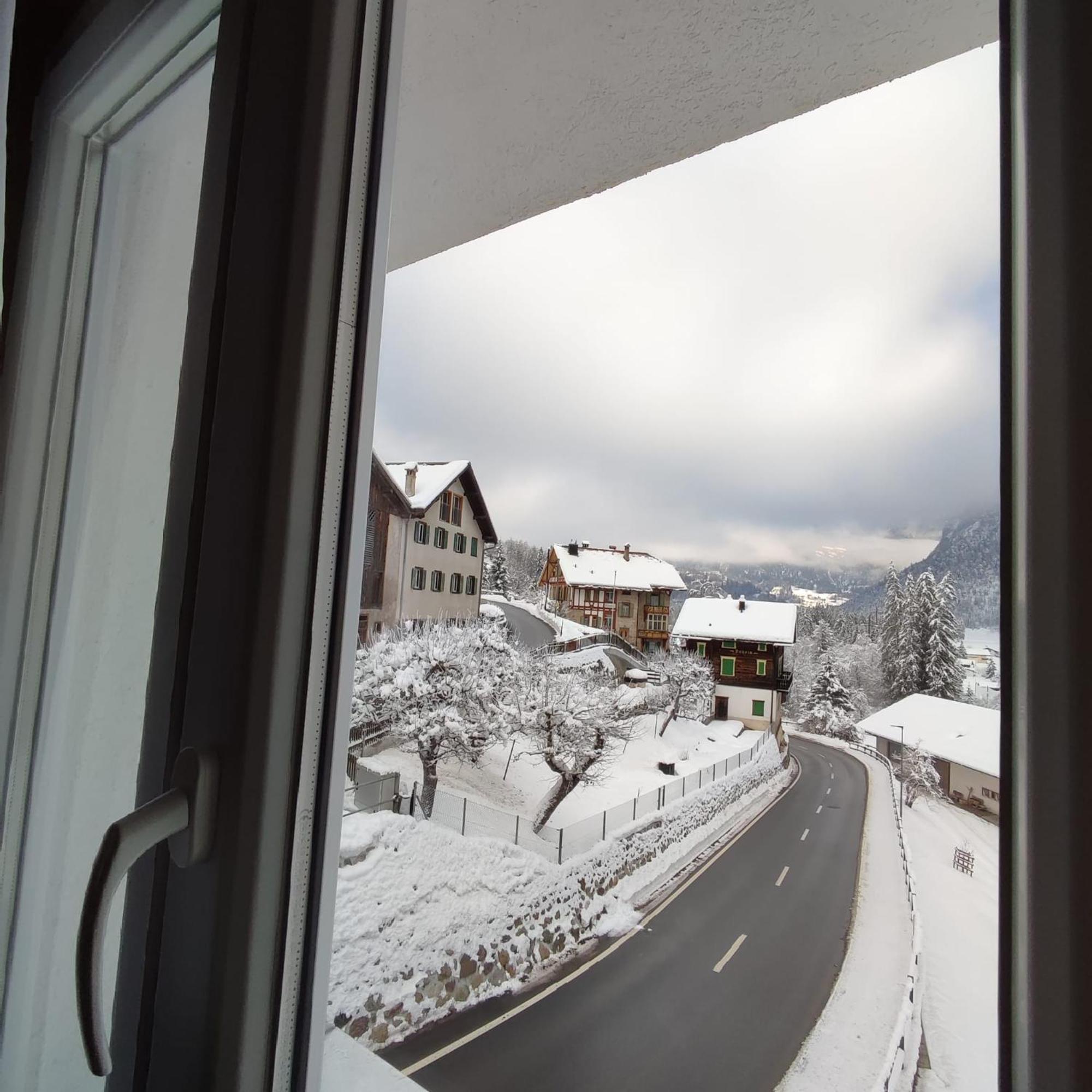 Haus Albula Apartman Alvaneu Kültér fotó
